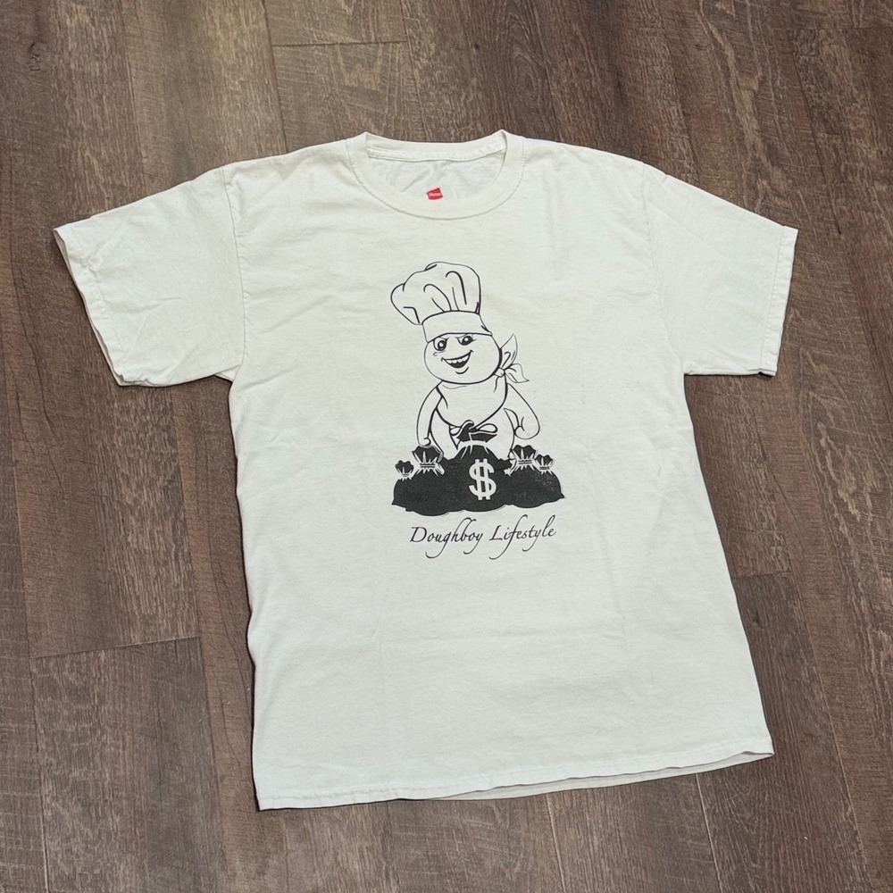 Doughboy Lifestyle Graphic T-Shirt Medium White Cotton